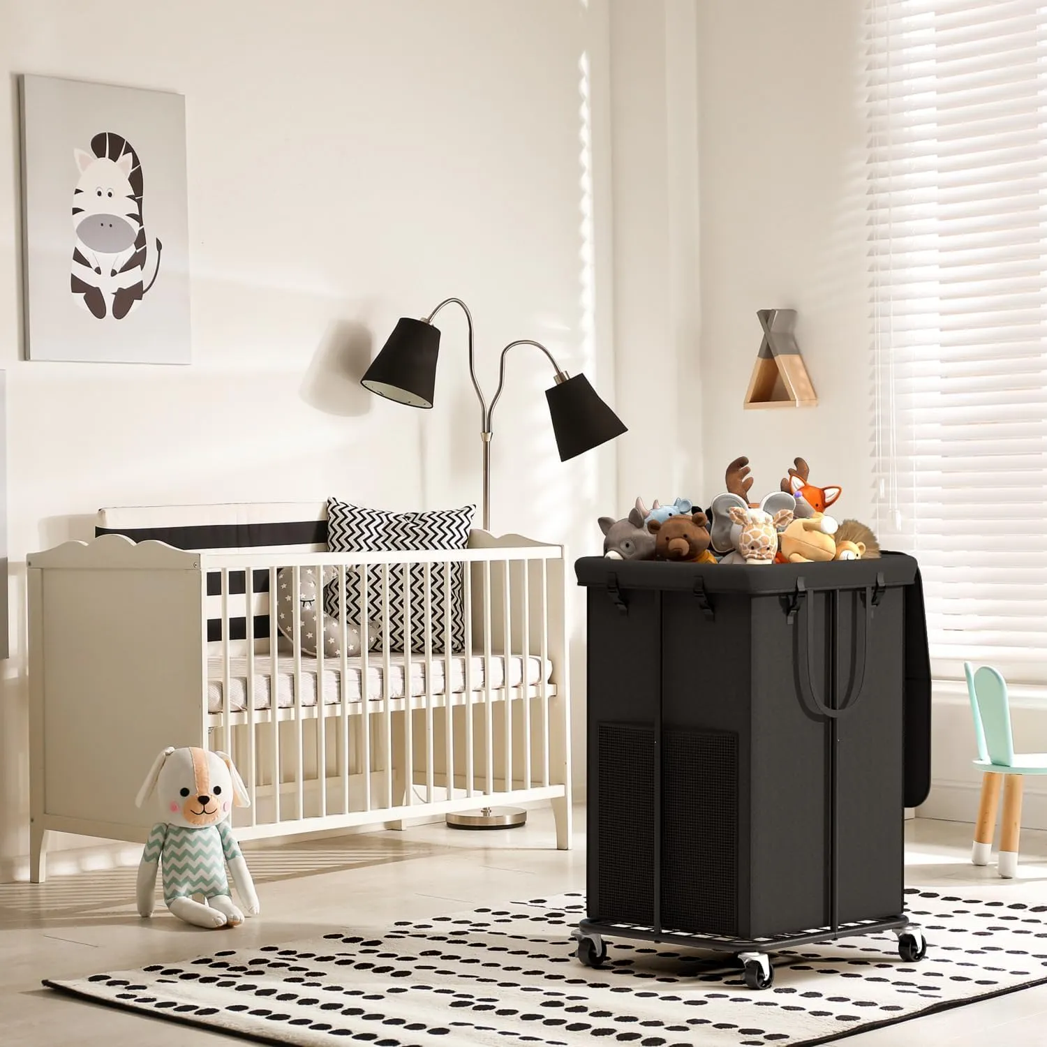 150L Large Laundry Hampers with Lid, Oxford Fabric Laundry Hampers, Metal Frame and Removable Bag Design with Wheels, Suitable for Bedroom, Bathroom, Dorm Room, Laundry Room (Black Lid)
