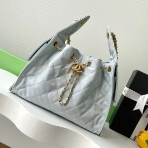 30cm Bag Grained Calfskin Hobo Outstanding Plug-in Light CHANEL Blue 25C