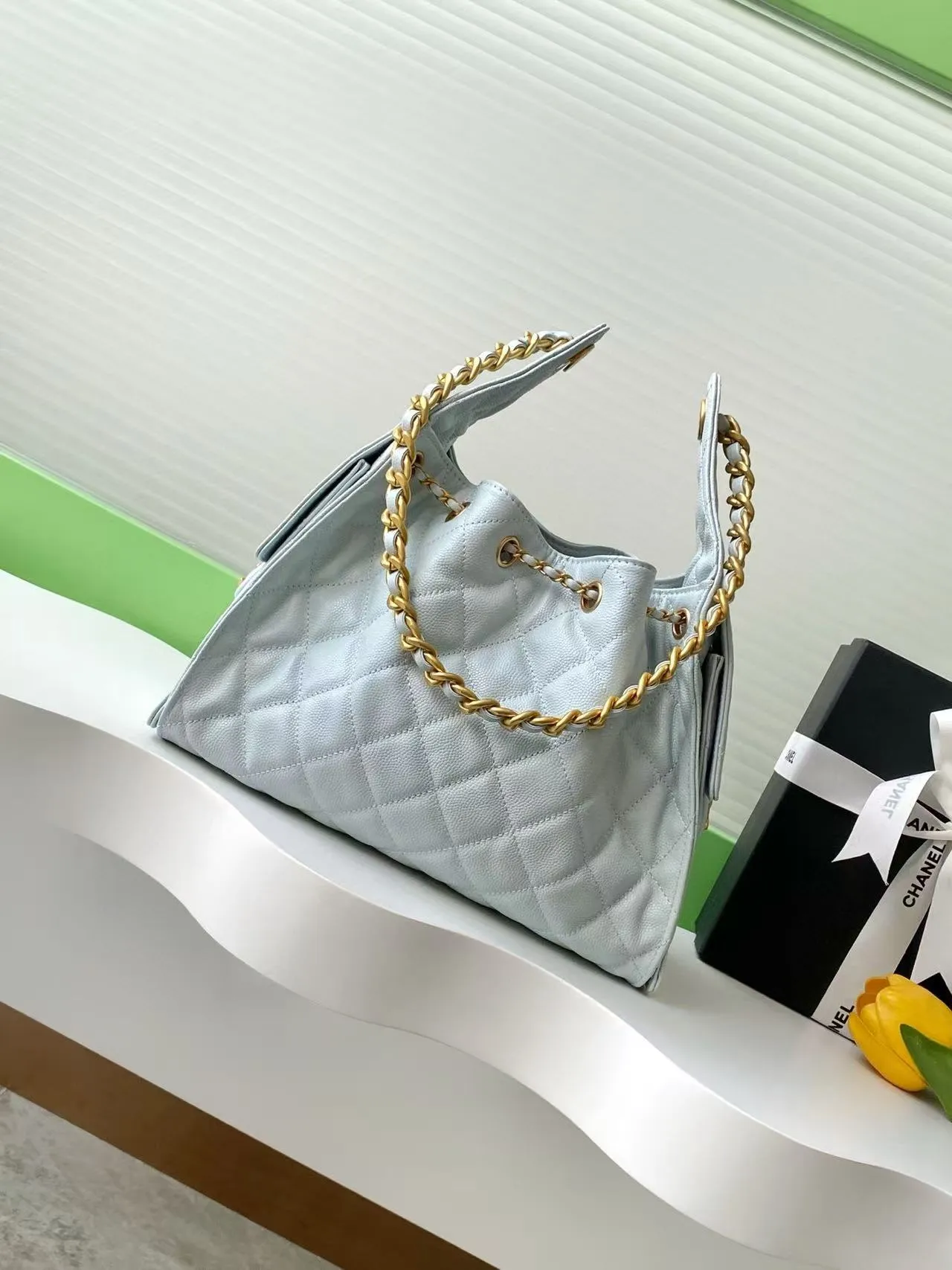 30cm Bag Grained Calfskin Hobo Outstanding Plug-in Light CHANEL Blue 25C