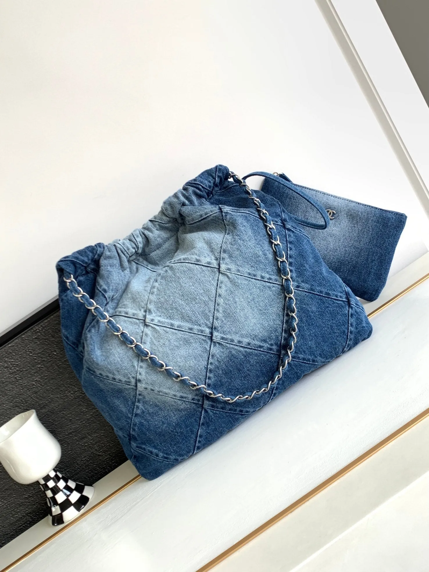39CM HARDWARE SILVER HOBO CHANEL JEAN Client-focused Quick dispatch