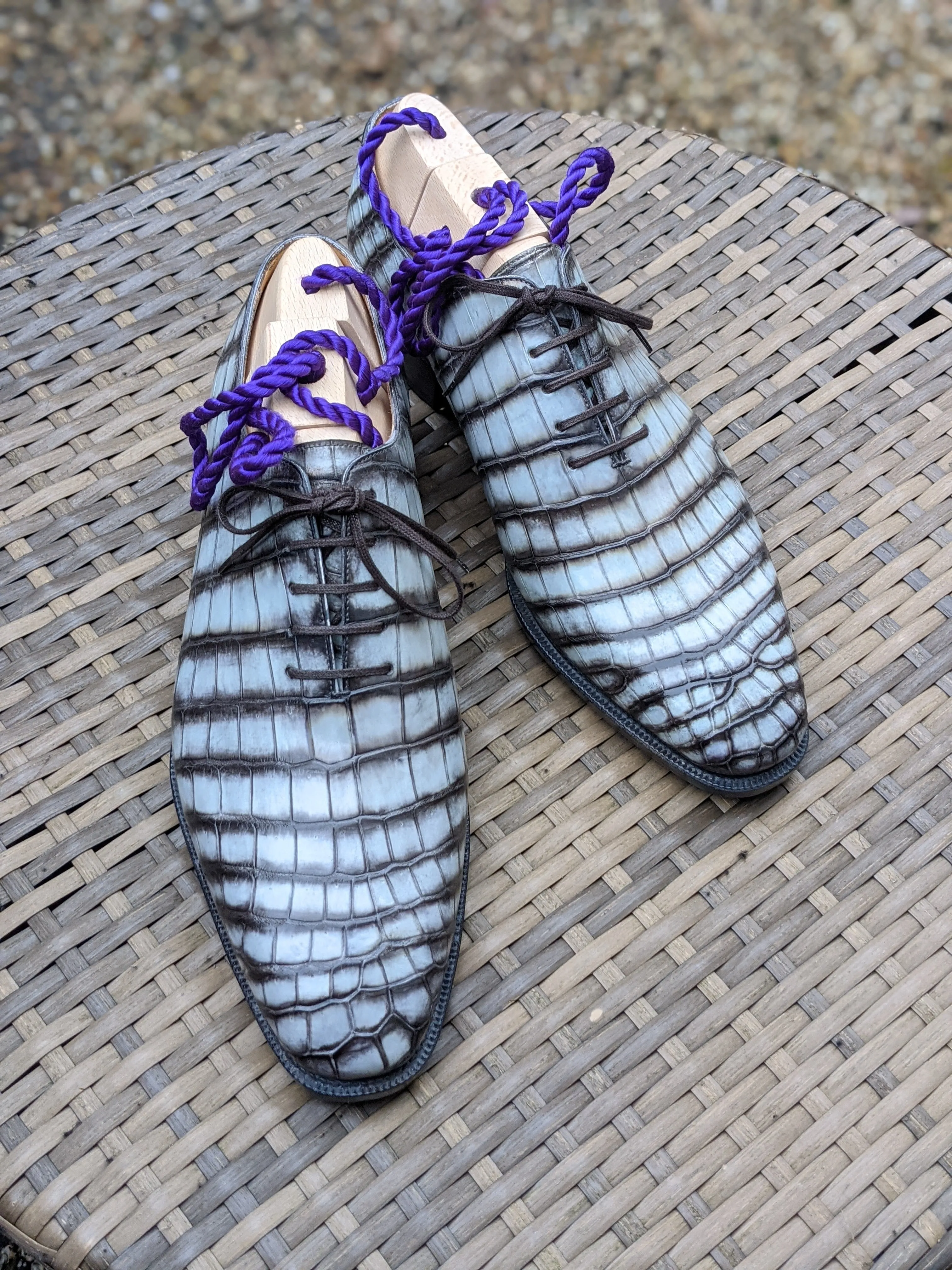 Ascot Wholecut - Zebra Patina Finished