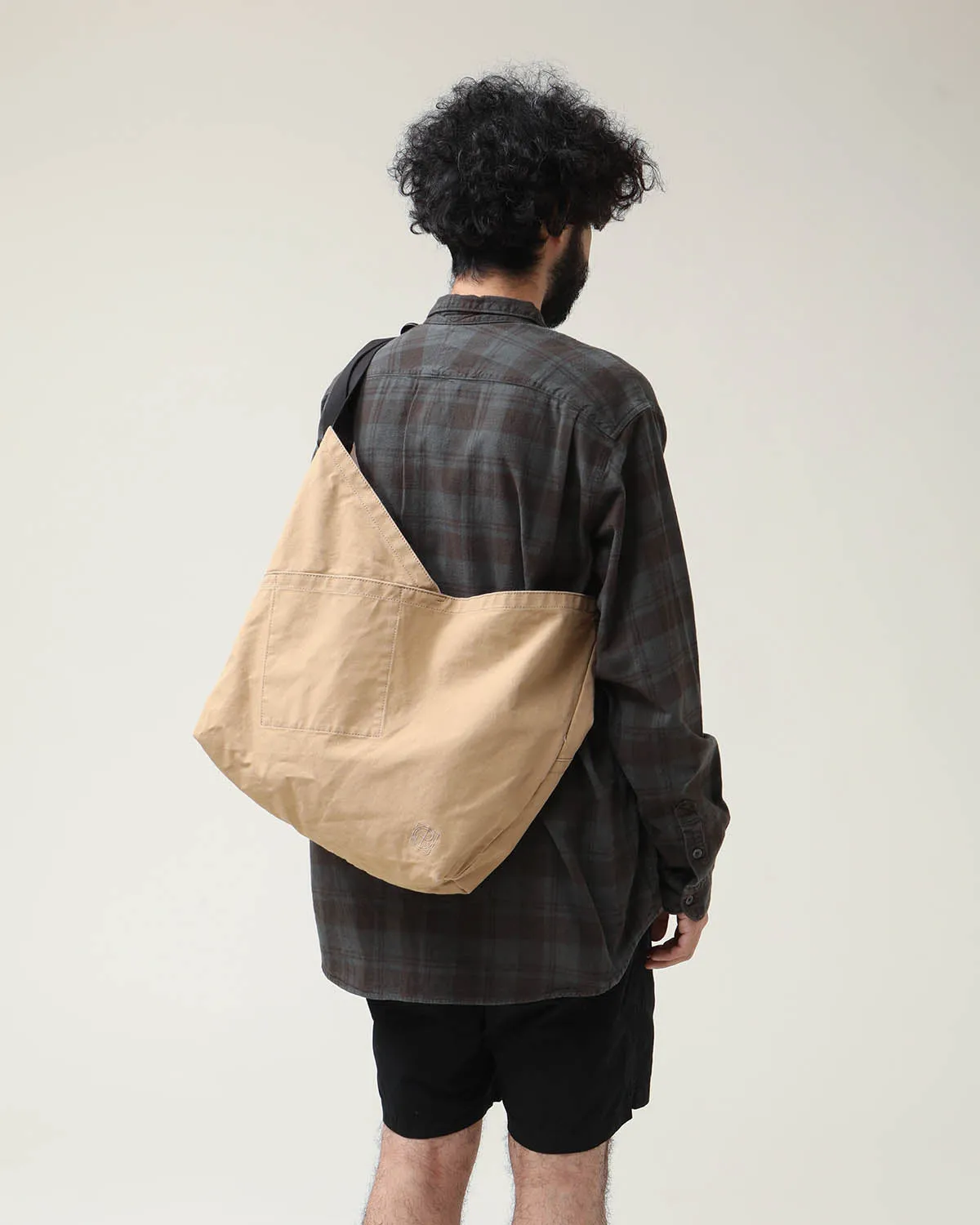 AZUMA SHOULDER BAG M LIGHT CANVAS