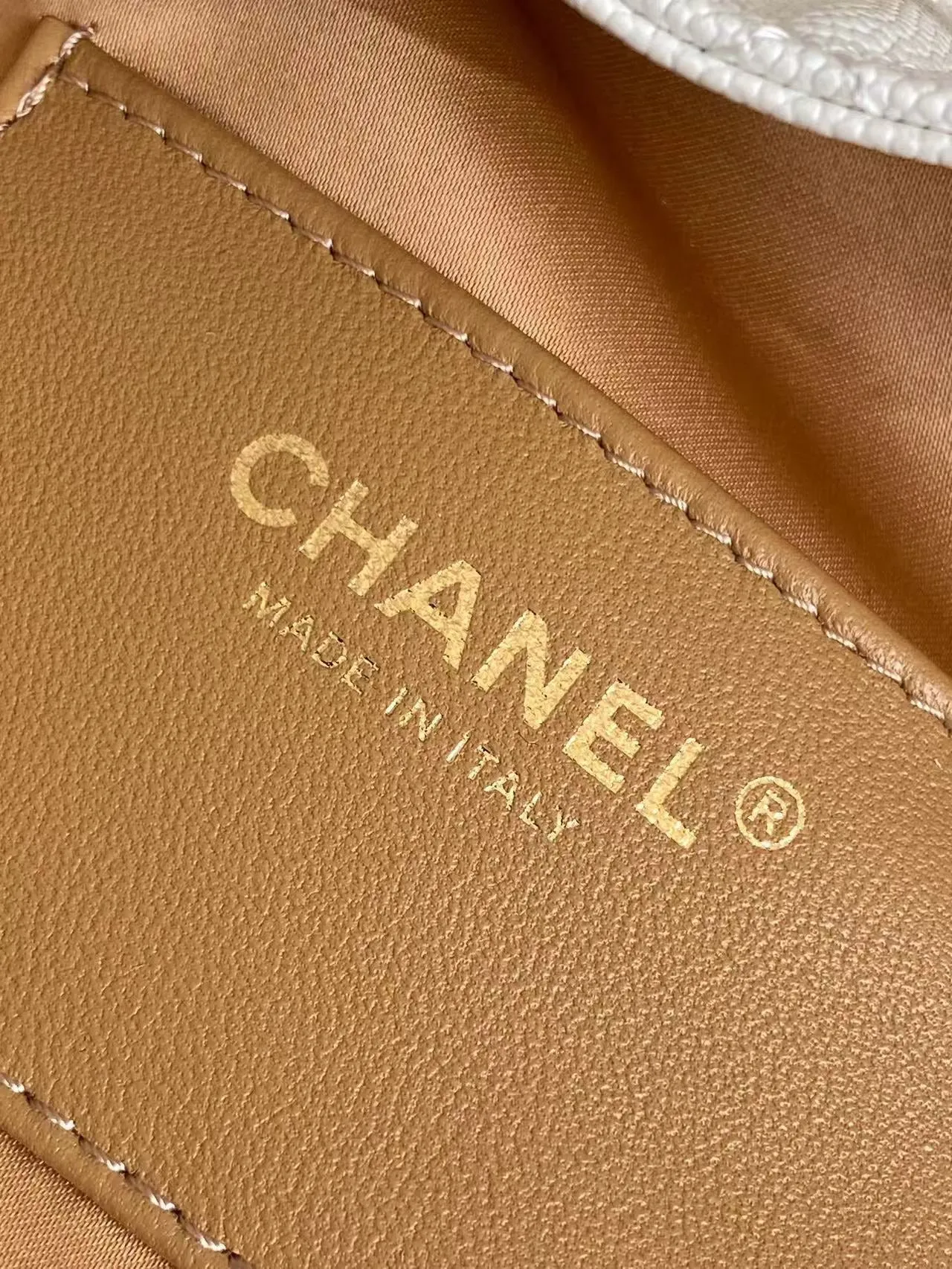 Bag Customized options Hobo CHANEL White Surprise sale 30cm Grained 25C Calfskin