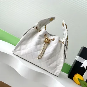 Bag Customized options Hobo CHANEL White Surprise sale 30cm Grained 25C Calfskin