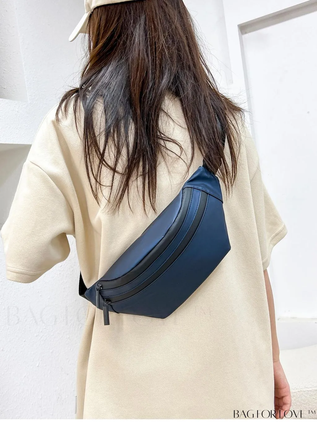 BagForLove - Sleek Zippered Waist Bag