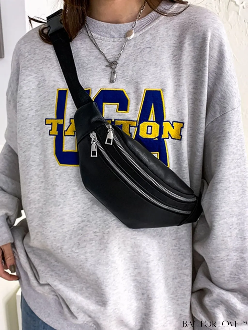 BagForLove - Sleek Zippered Waist Bag