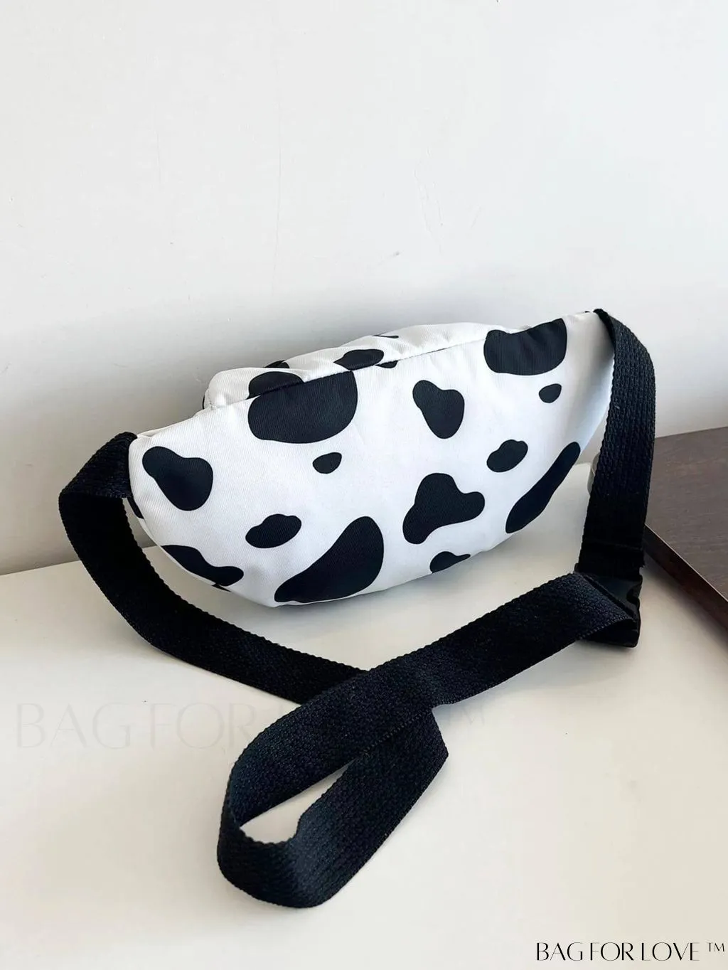 BagForLove - Stylish Adjustable Strap Cow Print Fanny Pack - Fashion-forward and Versatile