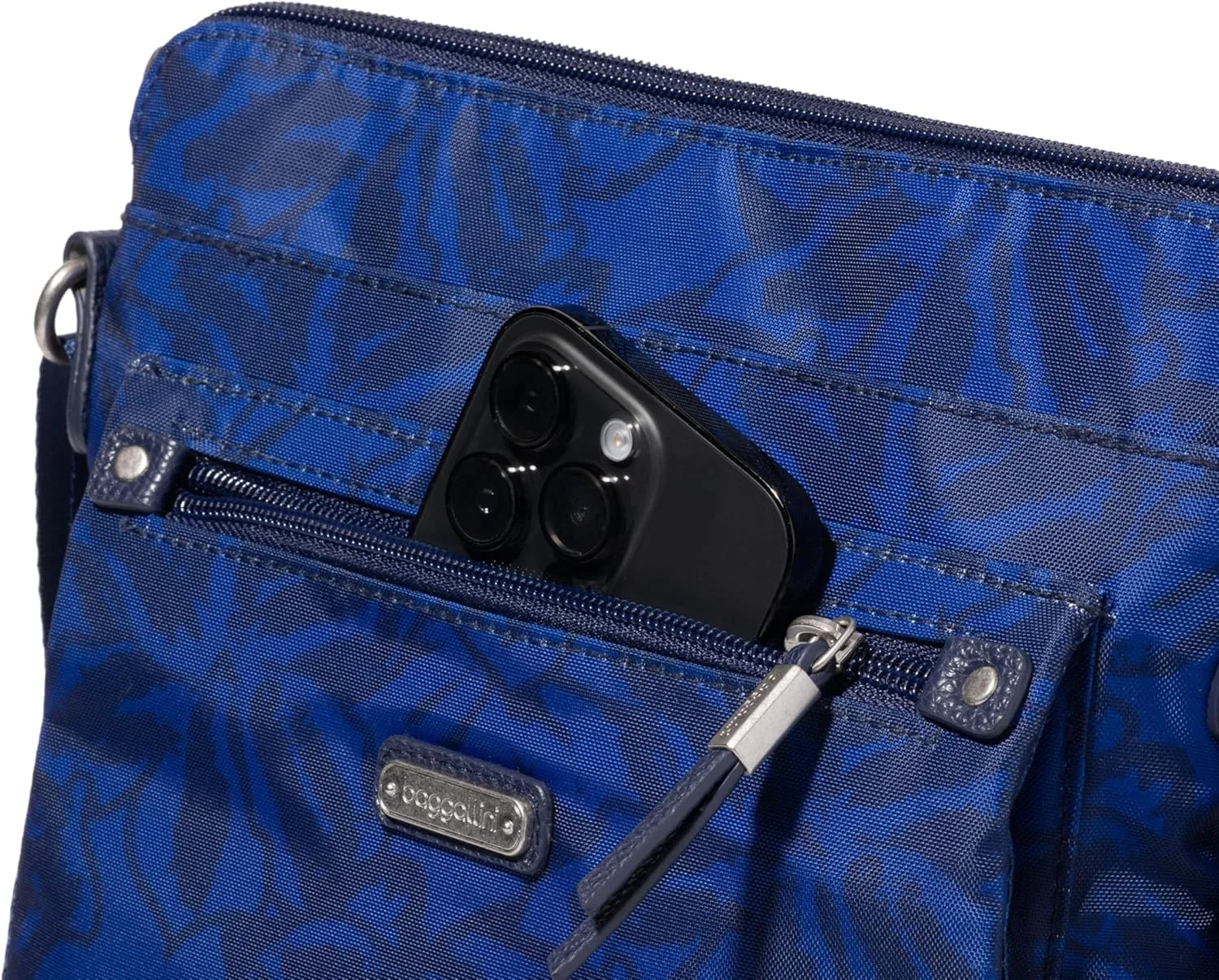 Baggallini Go Bagg with RFID Phone Wristlet