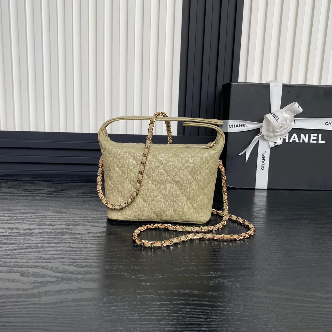 Beige Handle Grained 21.5cm Top Extensive catalogue CHANEL Calfskin 25C Multi-purpose Hobo Bag