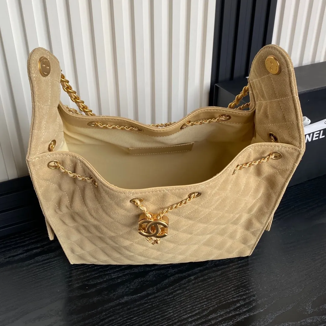CC 25C Hobo Bag 40cm Beige Suede