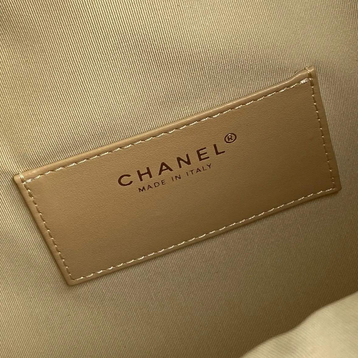 CC 25C Hobo Bag 40cm Beige Suede