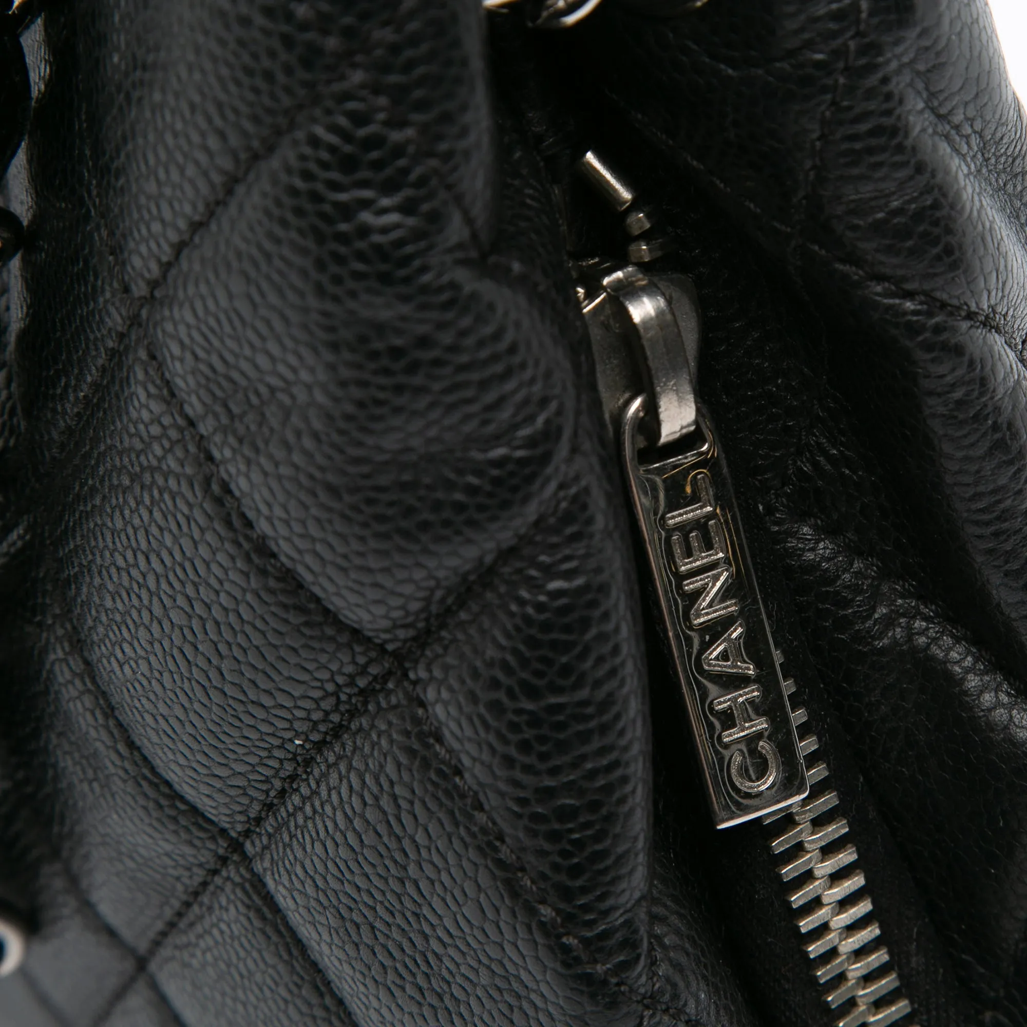 CC Quilted Caviar Expandable Tote
