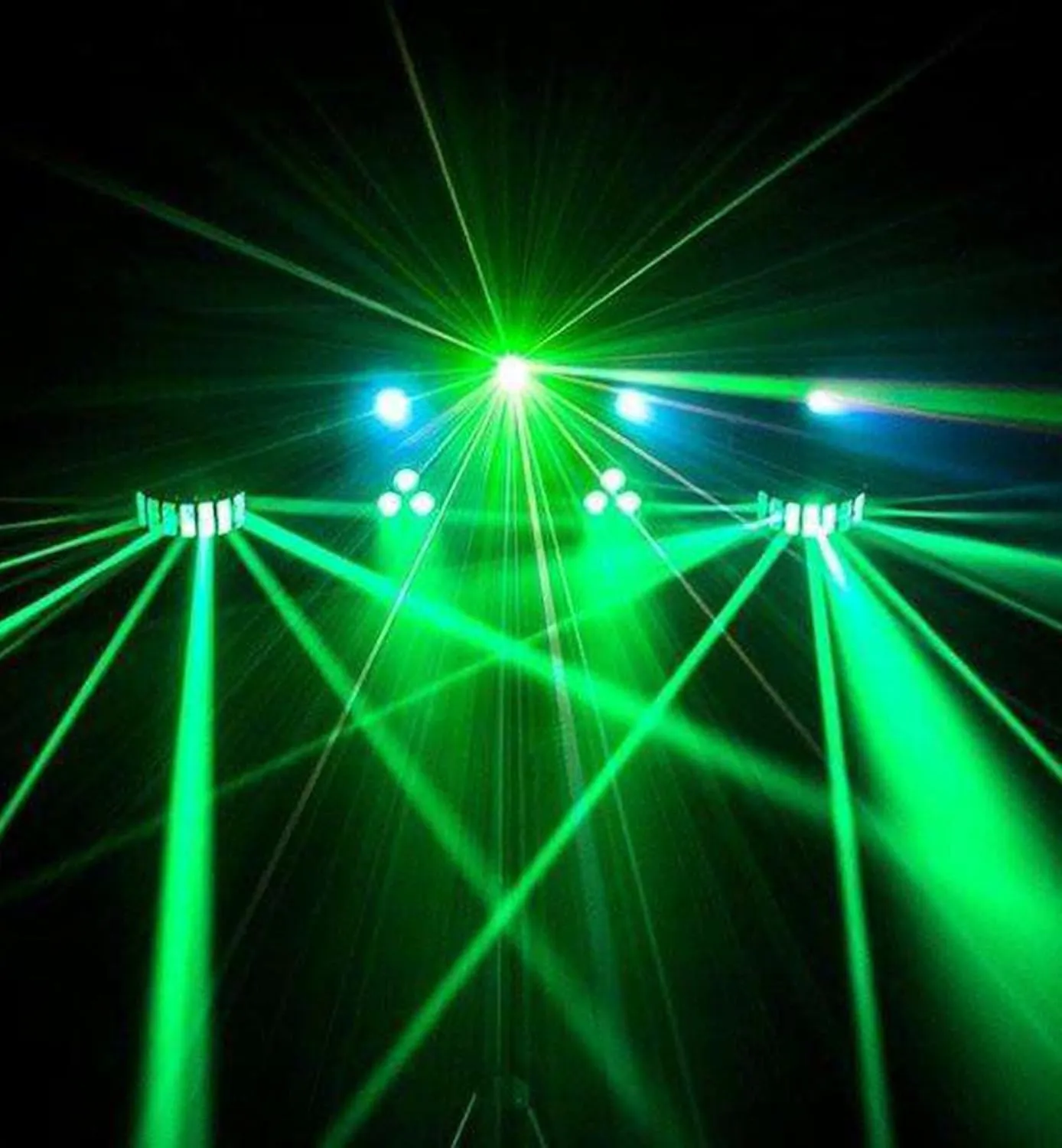 CHAUVET DJ GigBAR 2 4-in-1 Multi-Effect Lighting System Bundle with 2 DMX Cables and Austin Bazaar Polishing Cloth