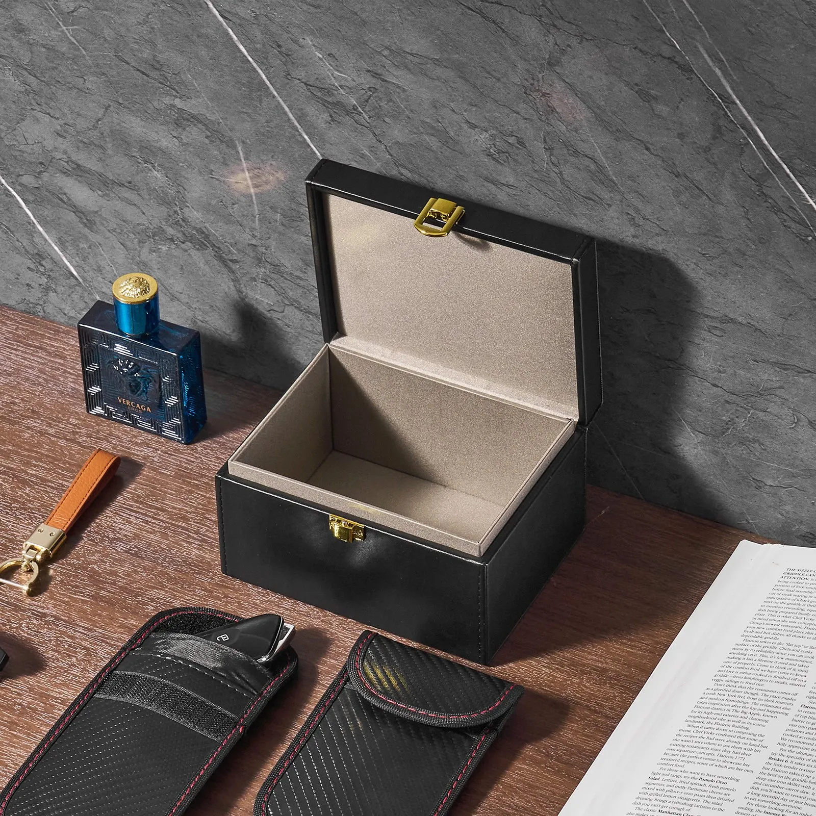 (FINAL PRICES ARE LOWER ON OUR SITE!) VEVOR Faraday Box Signal Blocking Holder for 5~8 Car Keys with 2 Key Bags Black?Car Key Signal Blocking Box Box for Car Security
