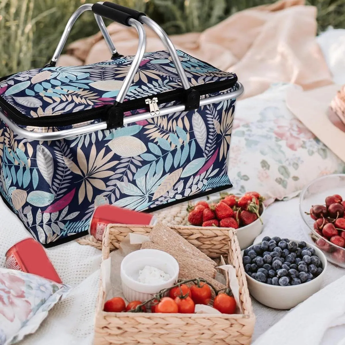 Foldable Picnic Basket Outdoor Camping Carrying Basket Portable Food Storage