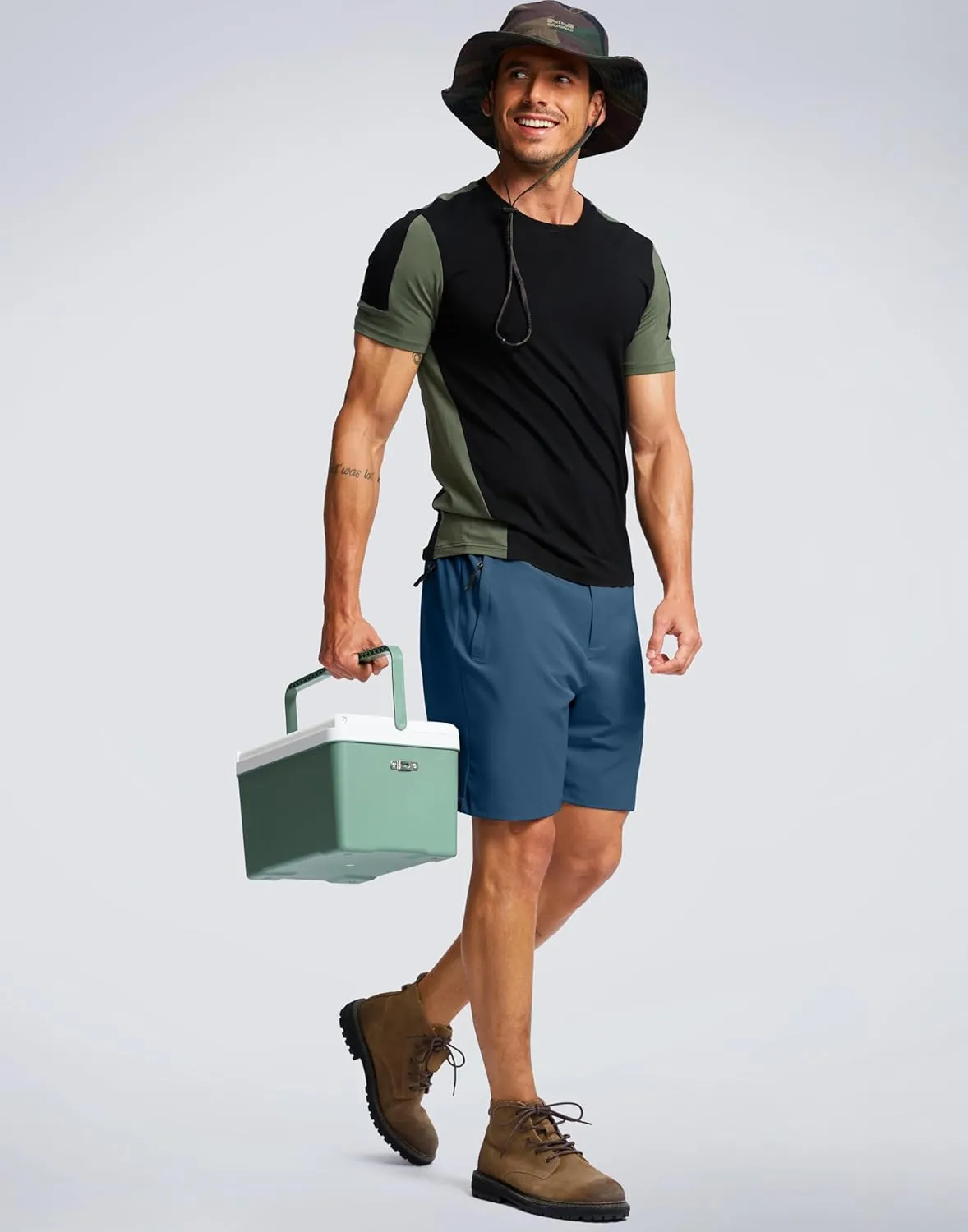 G Gradual Men's Hiking Shorts 7" Lightewight Casual Shorts for Men Quick Dry Stretch Golf Shorts with 3 Zipper Pockets Summer