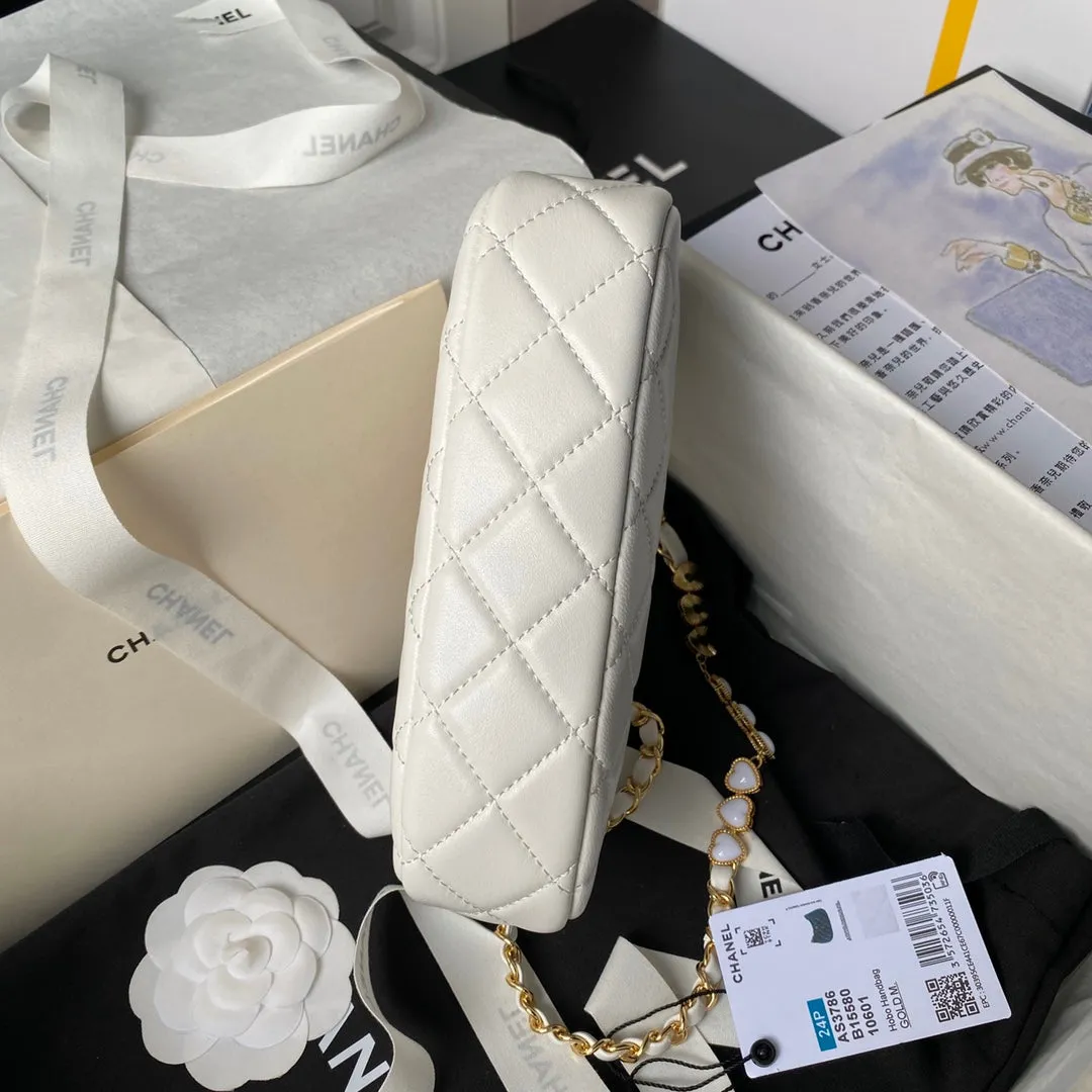 Group discount white CHANEL Highly praised hardware hobo bag 20cm lambskin gold 24p
