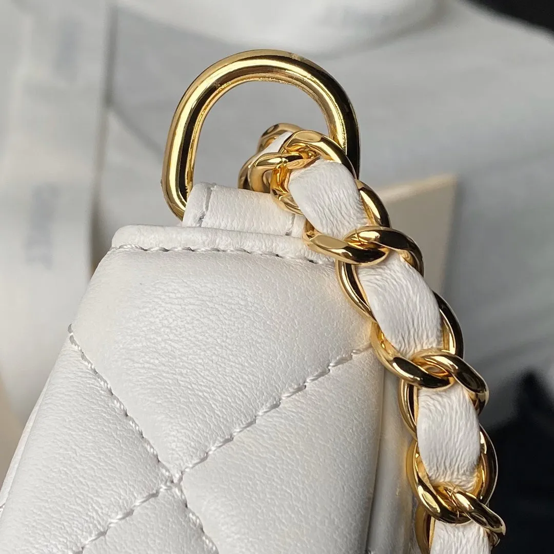 Group discount white CHANEL Highly praised hardware hobo bag 20cm lambskin gold 24p