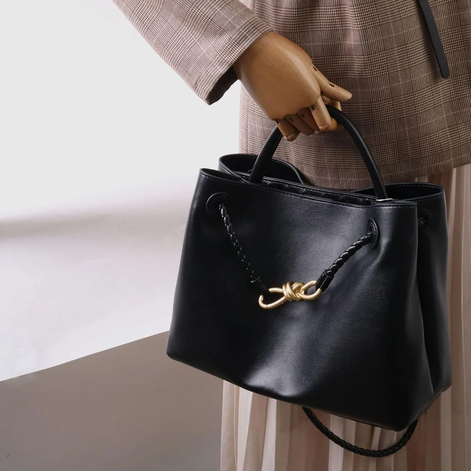 Handcrafted Leather Handbag For Women with Metal Bow Rope Buckle, Large Capacity Messenger Bag