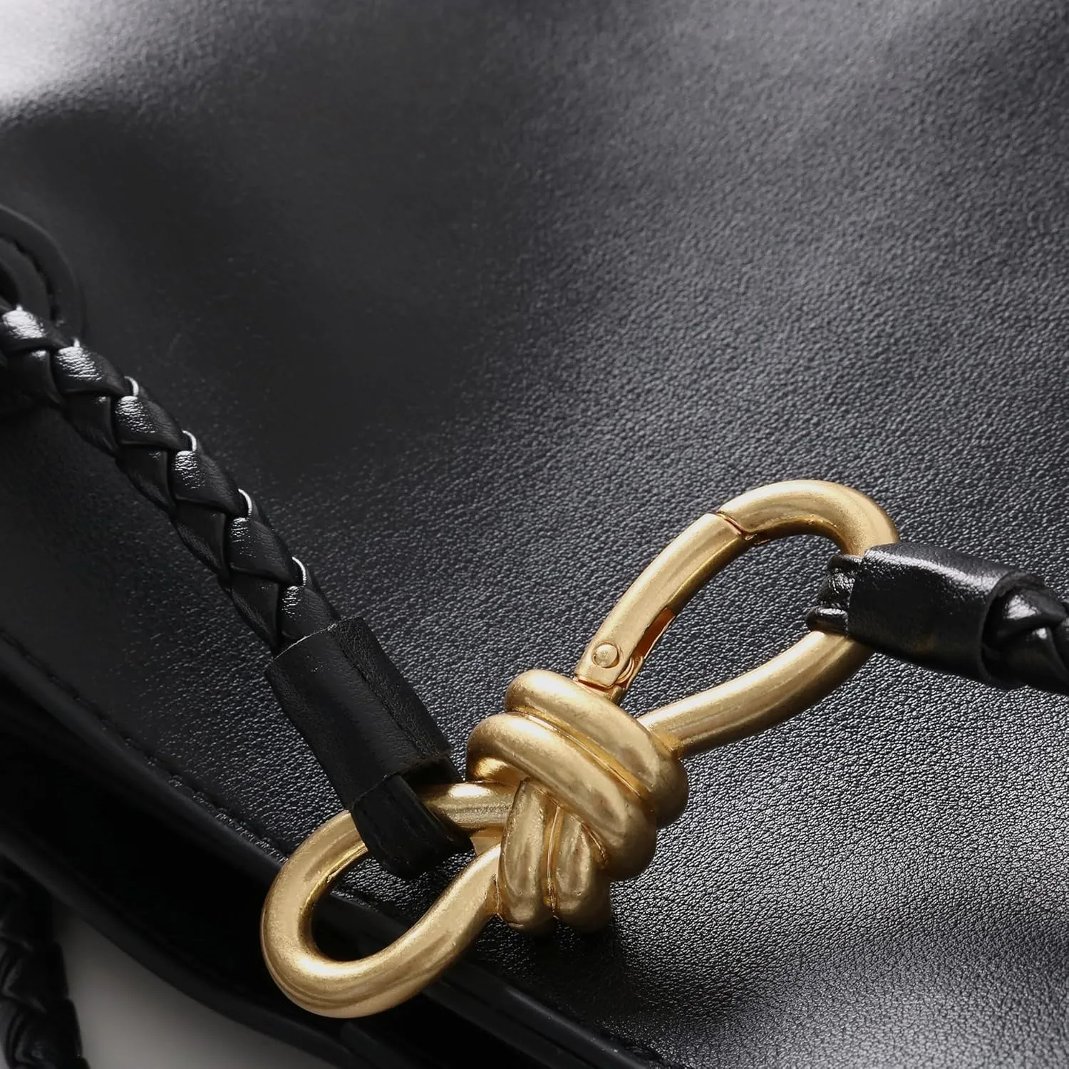 Handcrafted Leather Handbag For Women with Metal Bow Rope Buckle, Large Capacity Messenger Bag