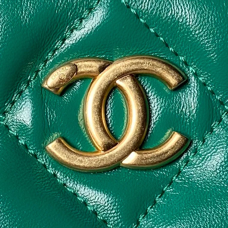 hardware Shipping updates hobo calfskin green 38cm 24a CHANEL Secure transactions gold bag