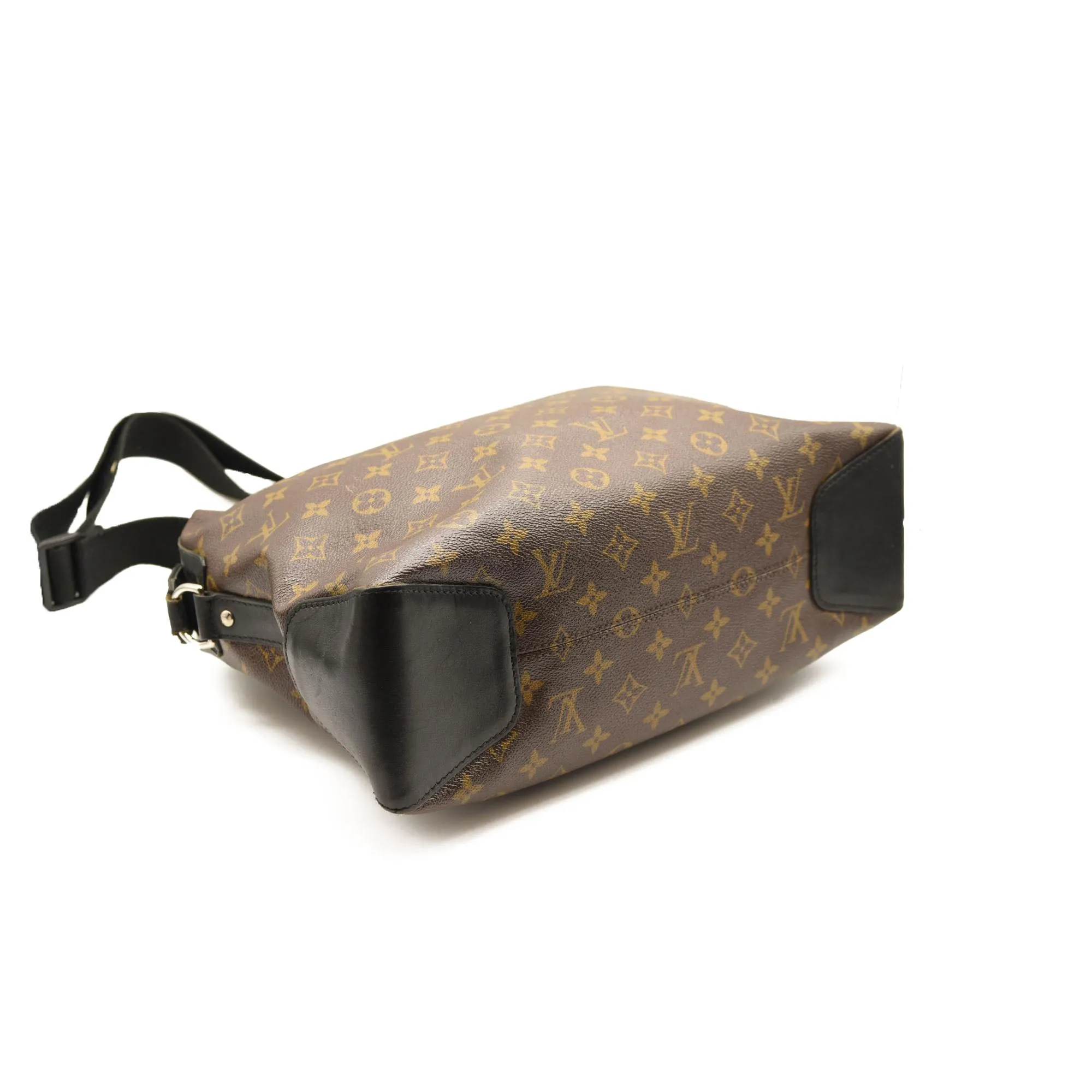 LOUIS VUITTON Monogram Macassar Torres Messenger