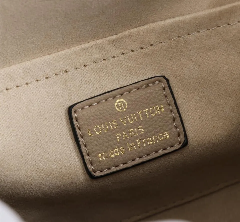 Louis Vuitton Montaigne BB Bag