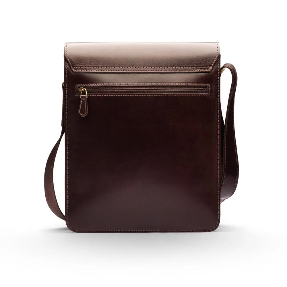 Men's Leather Messenger Bag With Buckle - Brown