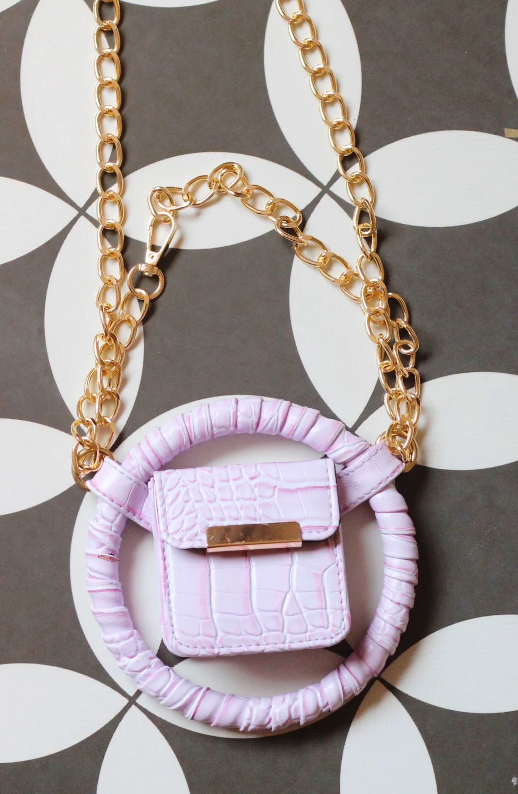 Micro Halo Sling with golden chain