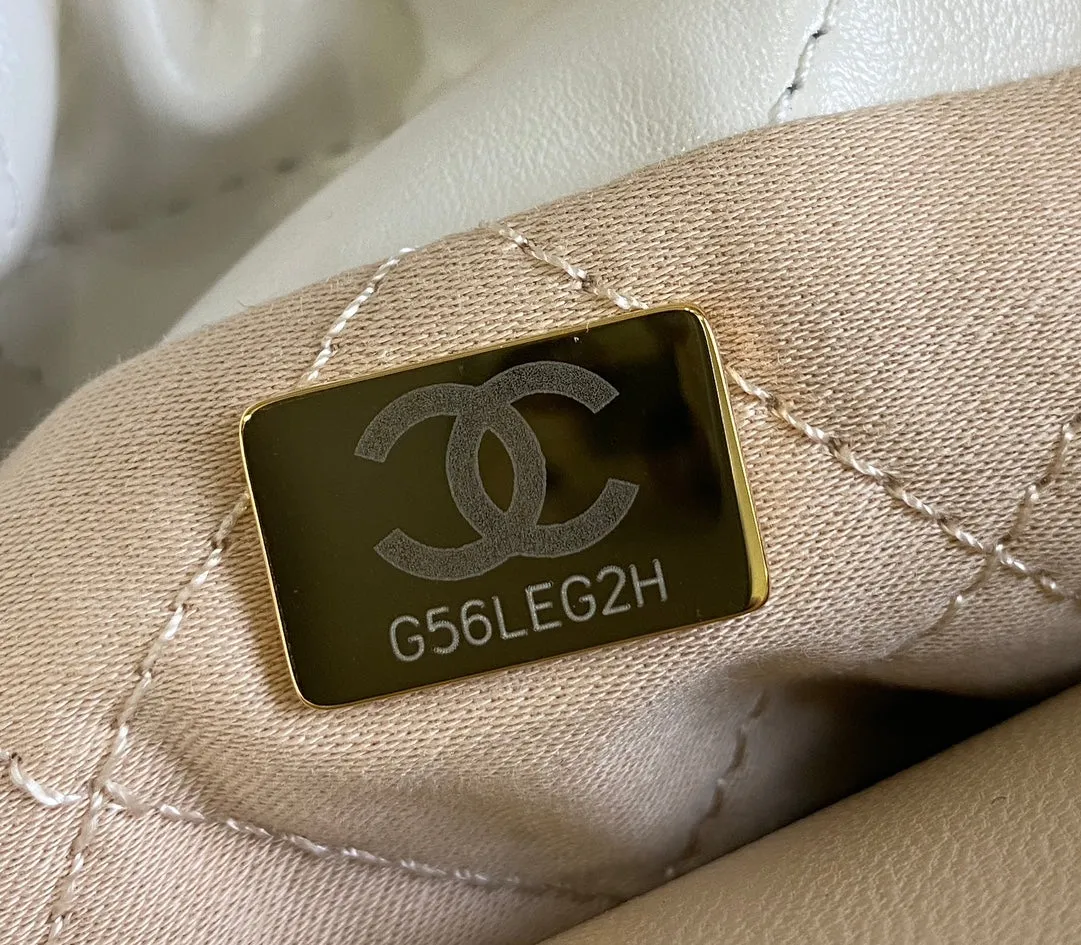 MINI 20CM HOBO Best-selling deal Reliable WHITE CHANEL LAMBSKIN GHW