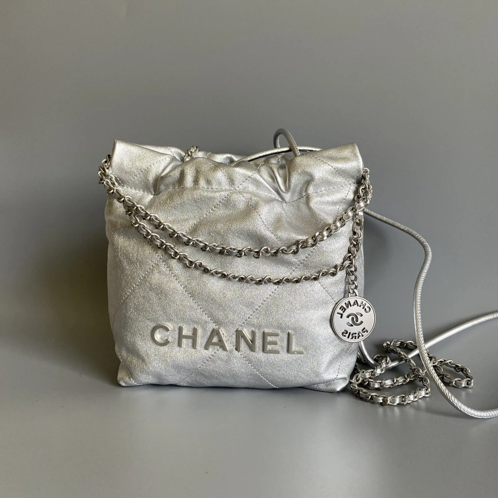 MINI SILVER 20CM Limited edition LAMBSKIN CHANEL HOBO Budget-friendly