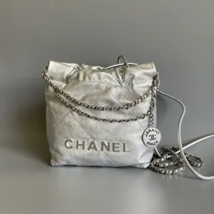 MINI SILVER 20CM Limited edition LAMBSKIN CHANEL HOBO Budget-friendly
