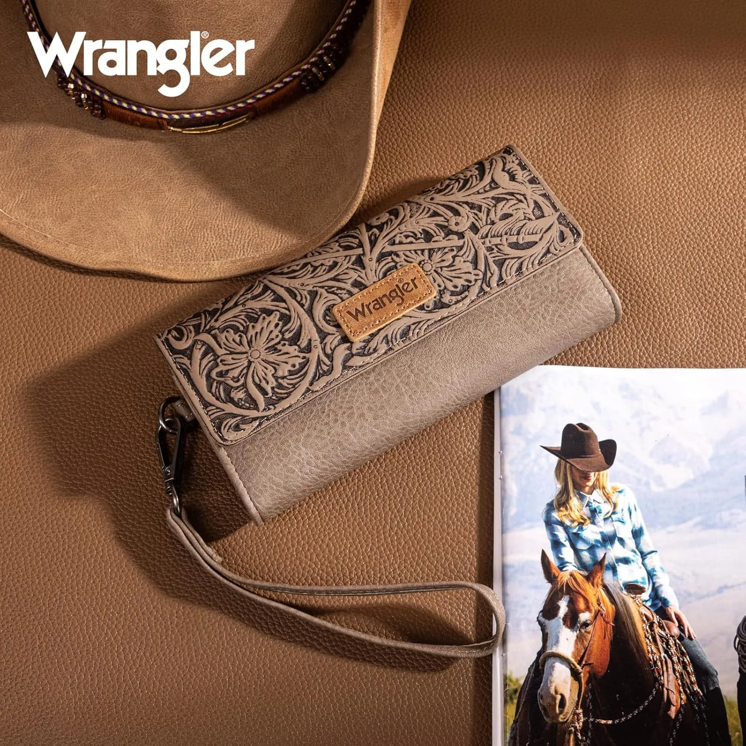 Montana West X Wrangler Western Wallets for Women Trifold Wristlet Wallets Large Capacity Women Clutch Wallet with Coin Purse