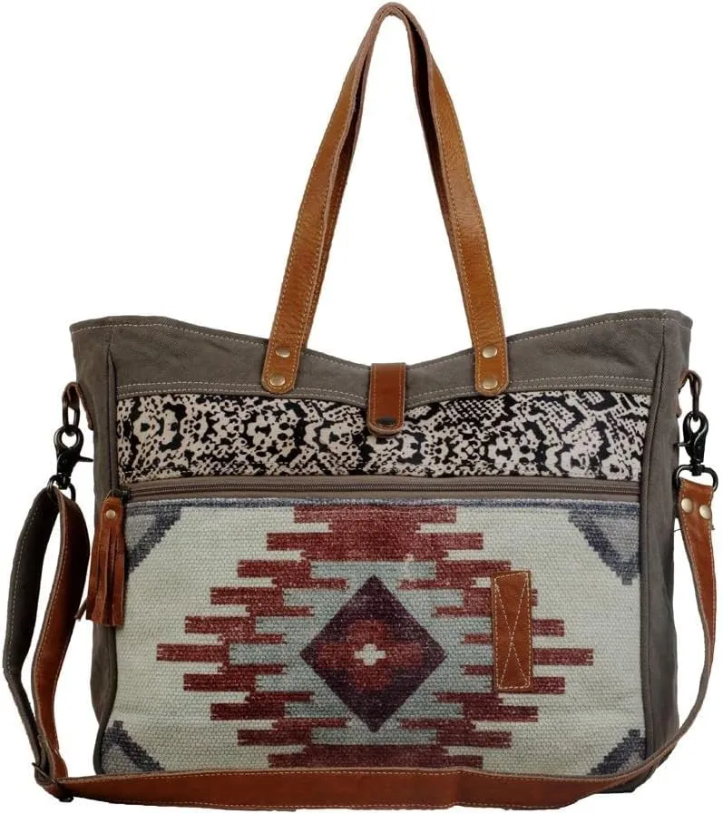 Myra Bag Amber Cool Messenger Multi