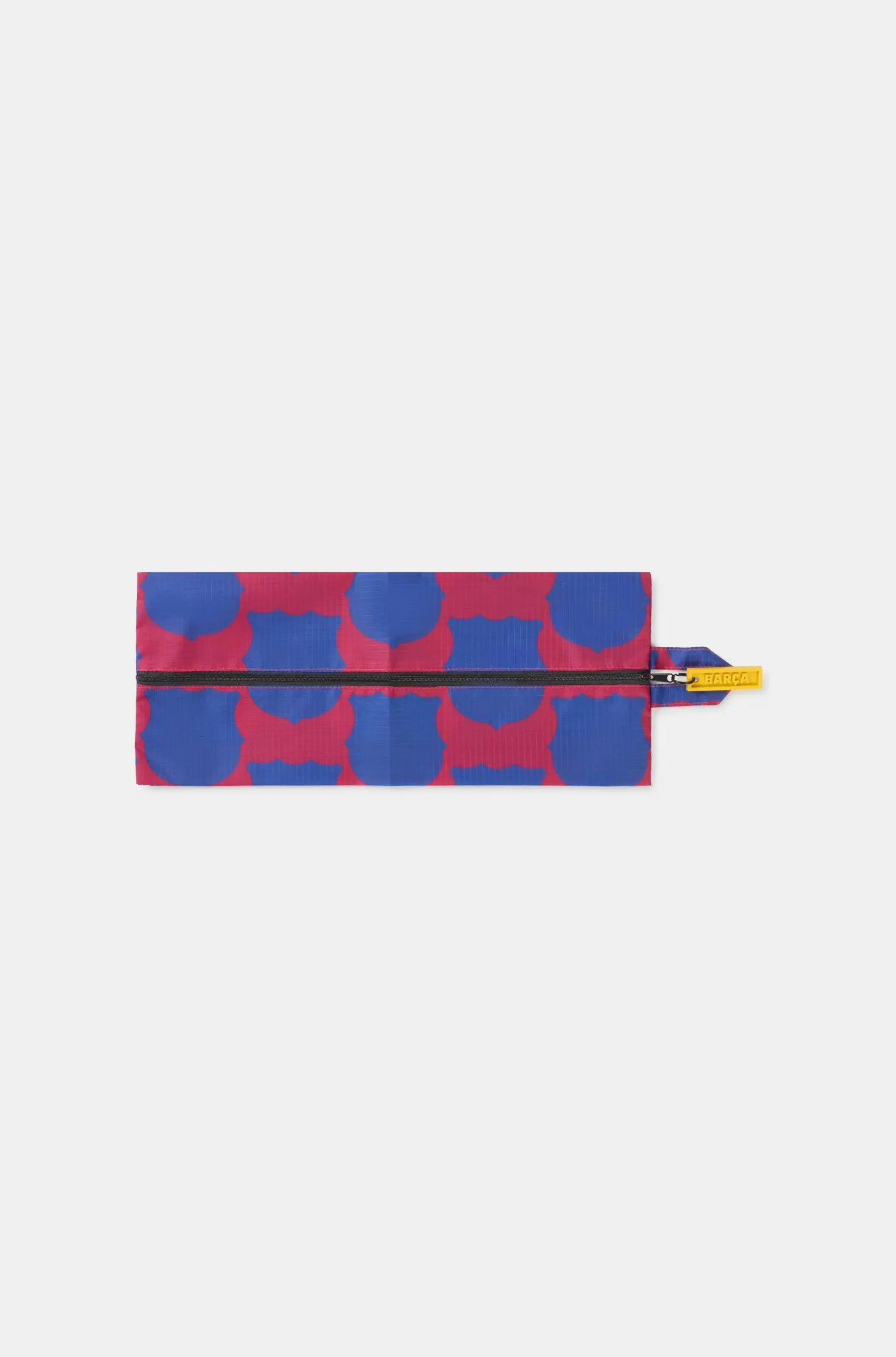 Pack of travel bags with zipper
