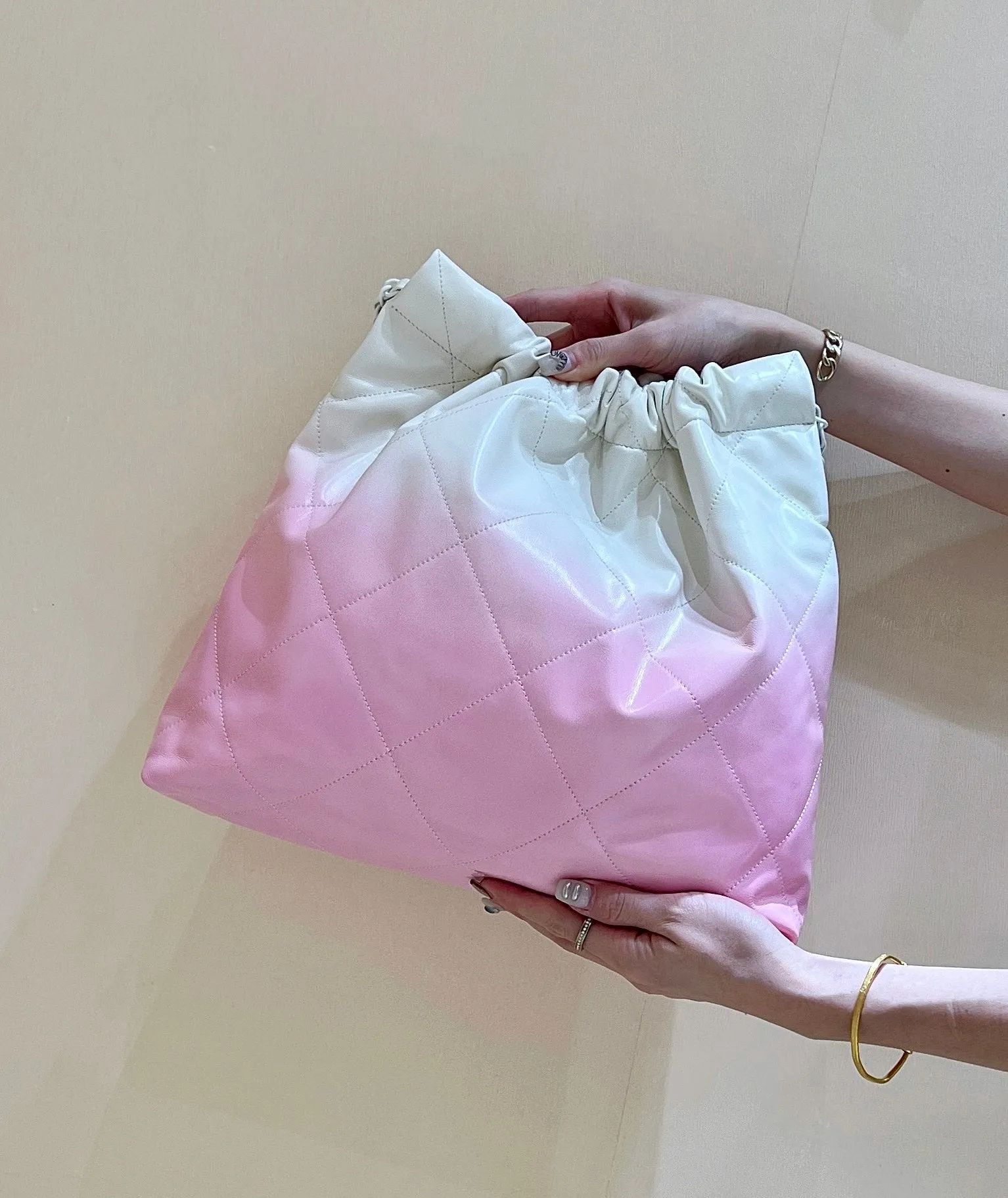 pink hobo white CHANEL cc22 Invitation-only sale bag lambskin Exclusive products silver hardware