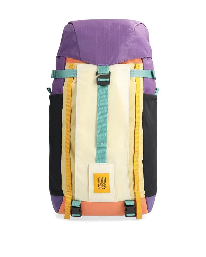 Topo Designs Mountain Pack 16L Loganberry/Bone White