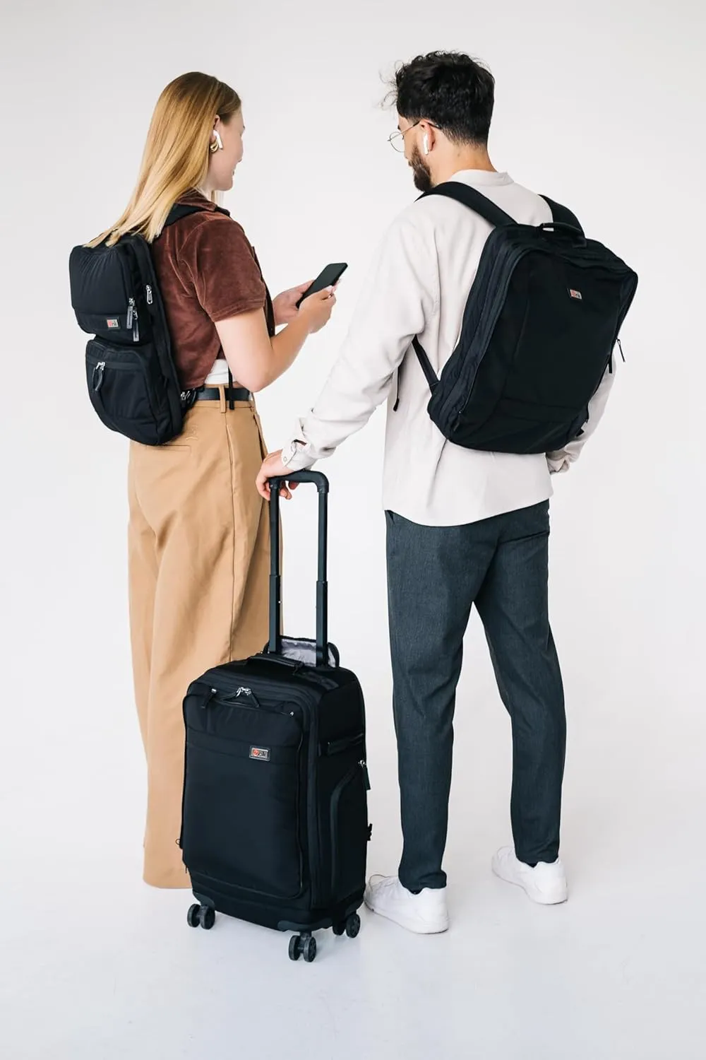 Trilogy Modular System I Modular 4-wheel spinner carry-on, with two zip-off bags! All 3 are Expandable! You get 3 bags in 1! Mix and match; take apart to fit crowded airplane spaces (Black)