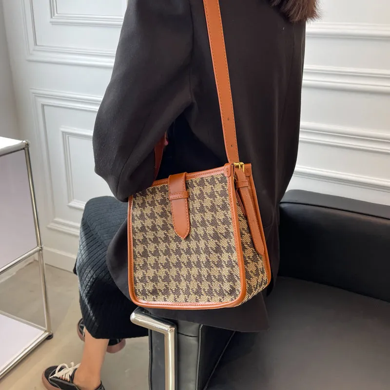 Women's Casual One-shoulder Messenger Bag Niche