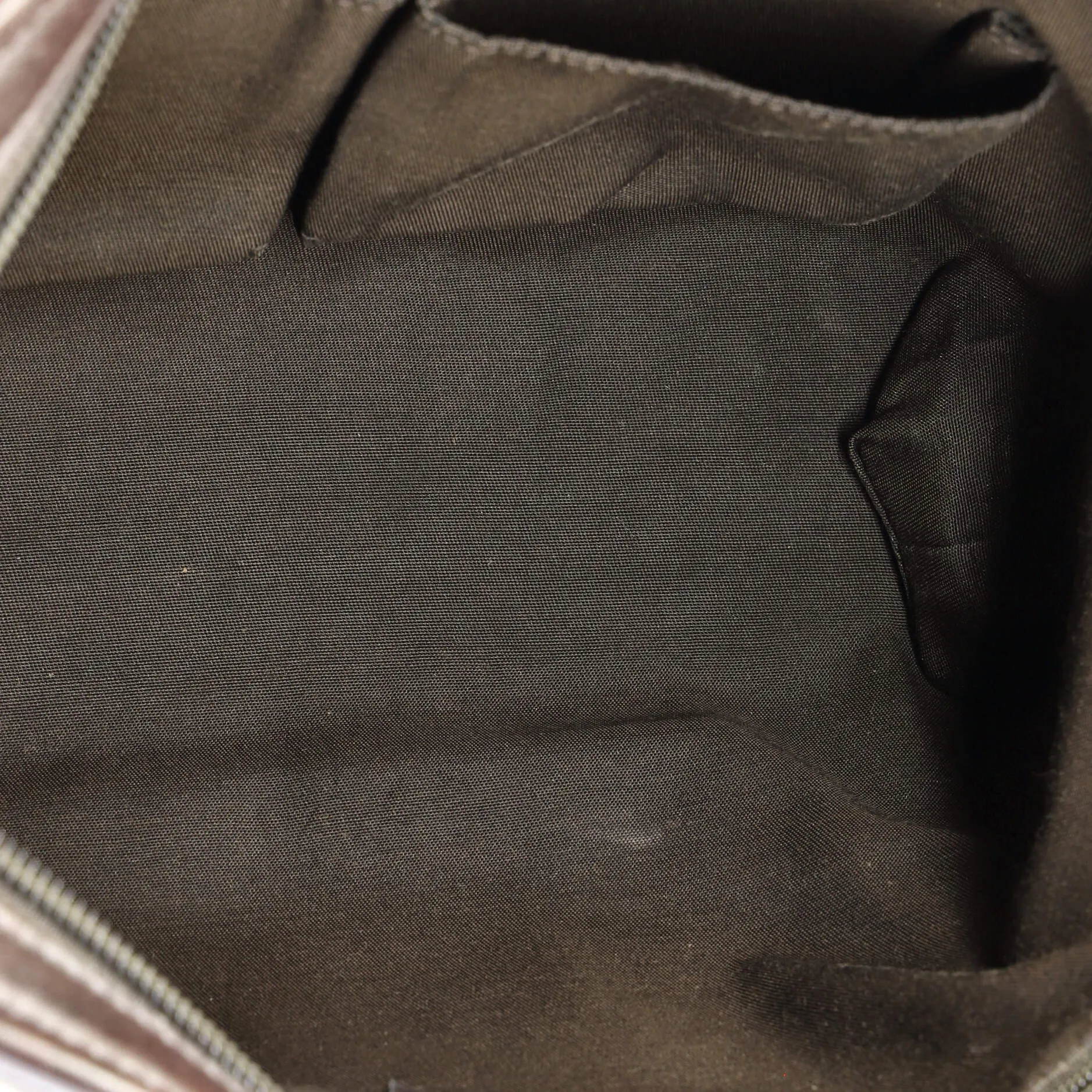 Zip Top Messenger Bag GG Coated Canvas Medium